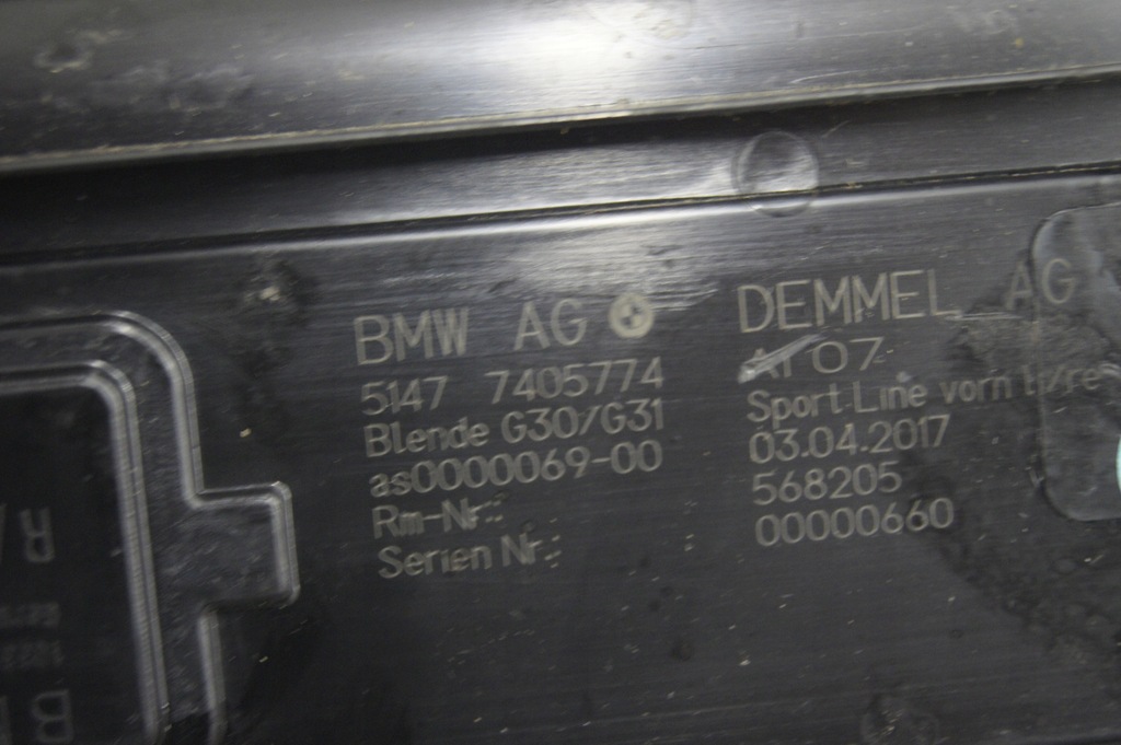 фото №15, G30 540i молдинг поріг sport line підсвічена ліва + права задня передня