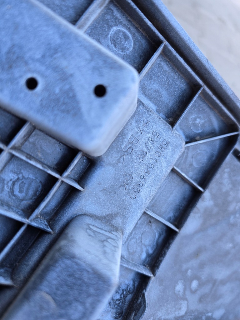 фото №6, Молдинг iveco накладка бампера перед 5801566850 iveco orginal