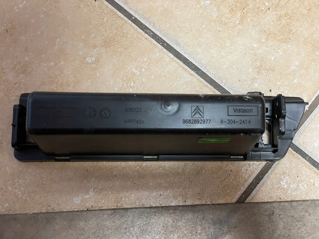 фото №6, Citroen оригинальный номер 9682892977 бардачок средний c5