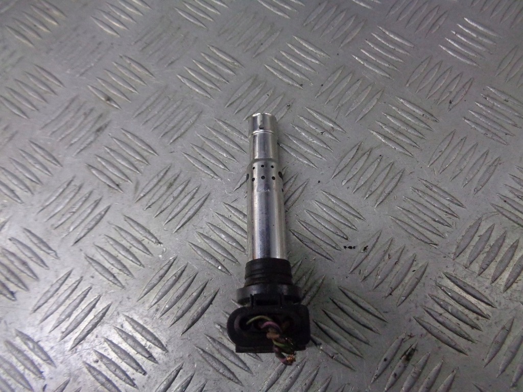 фото №1, Катушка зажигания vw polo iv 036905715e