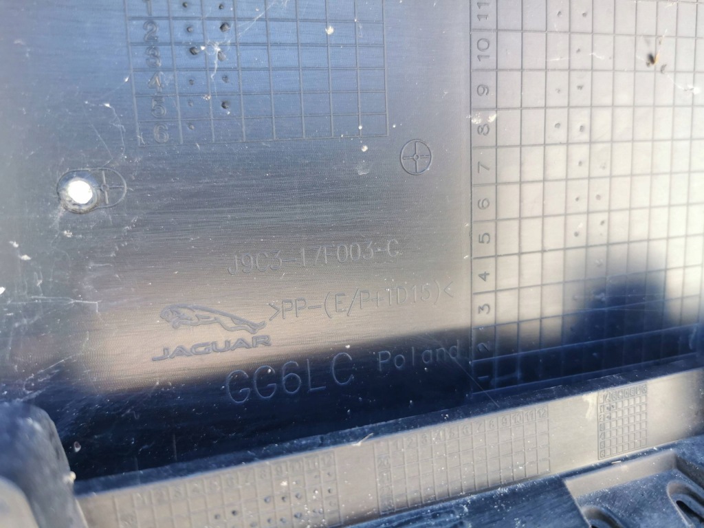 фото №13, Jaguar e-pace r-dynamic 17-24 бампер перед передній pdc