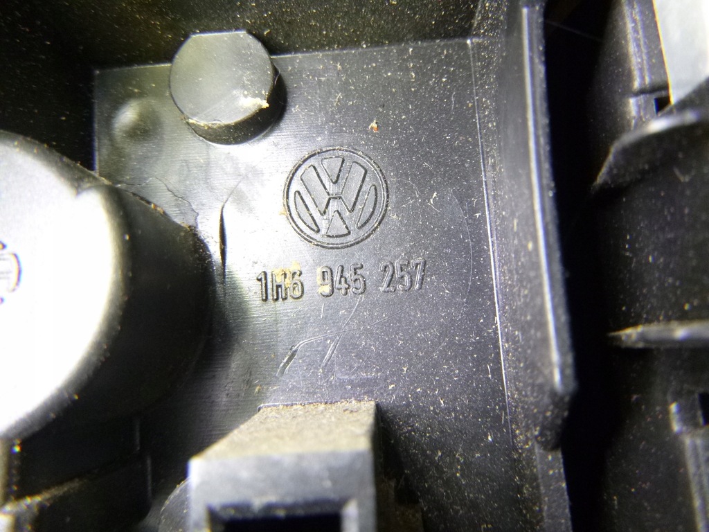 фото №7, Лампы задние тюнинг volkswagen golf iii cabrio 95r.