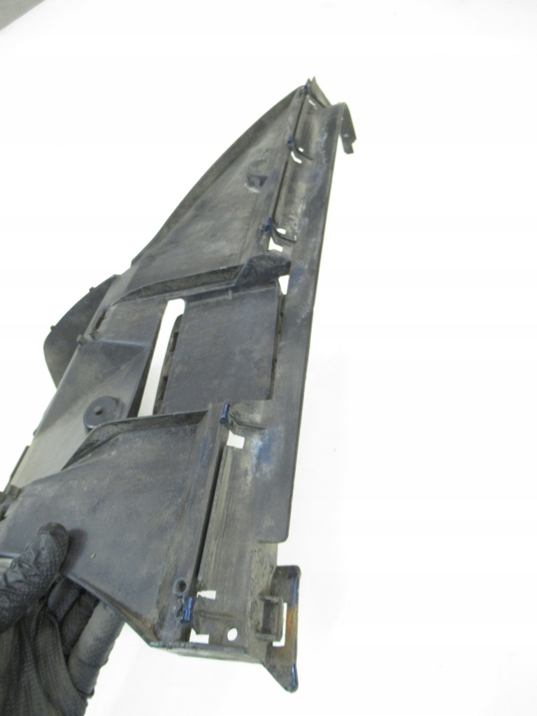 фото №13, Напрямна кронштейн бампера кронштейн задня bmw 7 e38