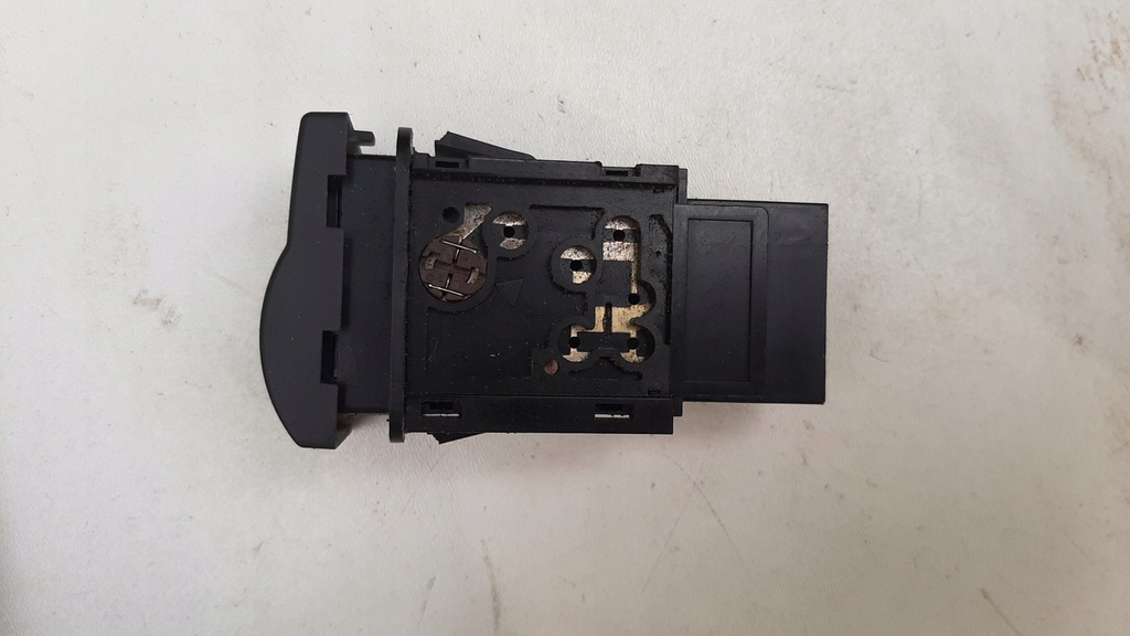 фото №5, Перемикач кнопка заглушка dsc mazda 3