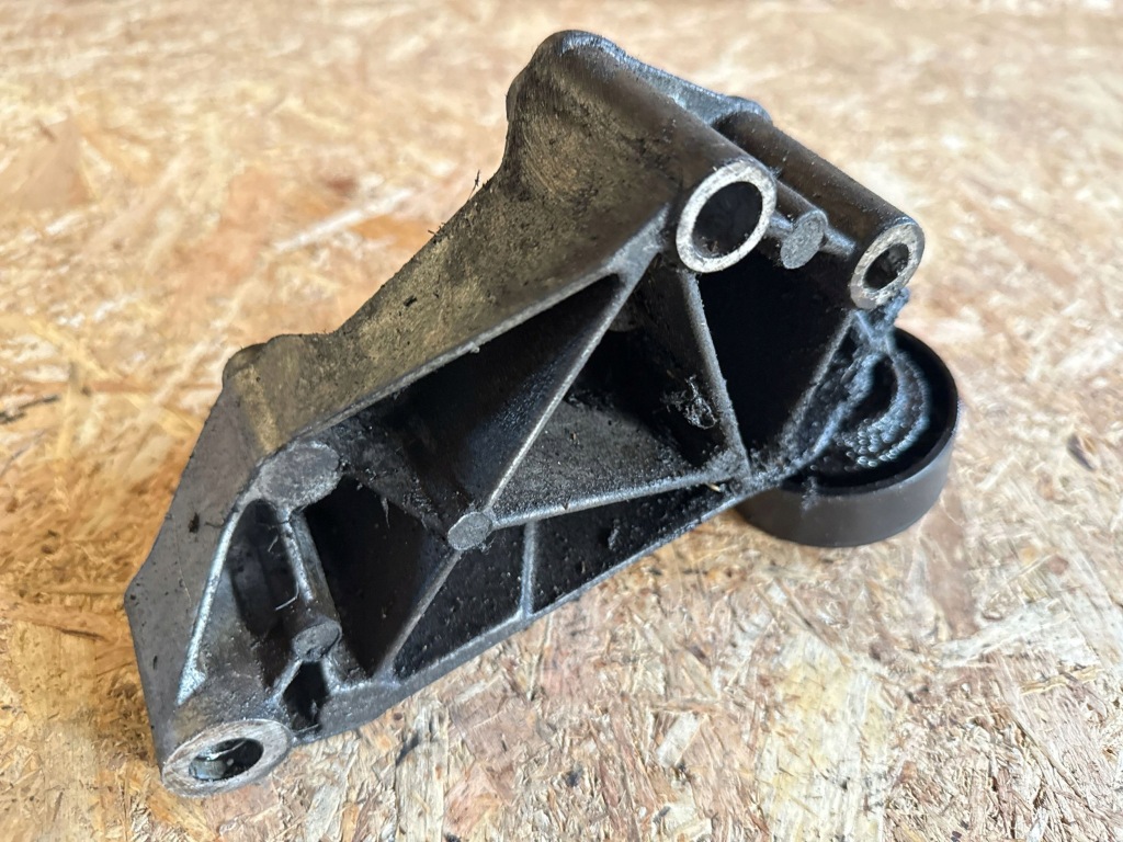 Ford focus 2001 с передний натяжитель ремень генератора в Украине