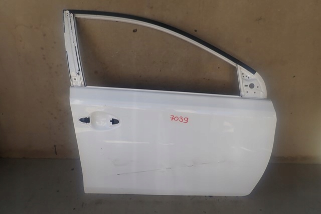 фото №1, Дверь правое передние перед toyota auris 2 ii 12-