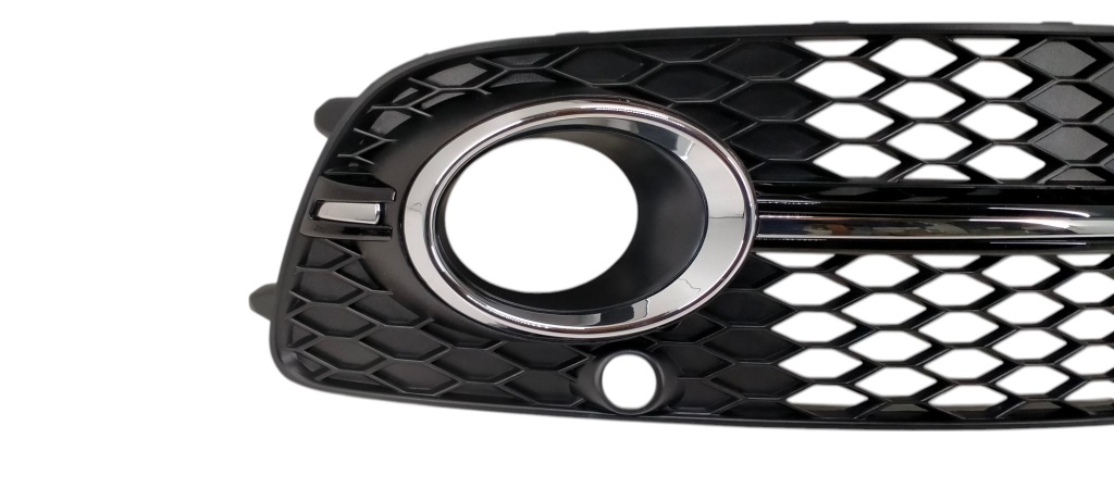 Audi q5 рестайлинг  s-line 12-16 решётка бампера правый  передняя перед 8r0807682n Киев