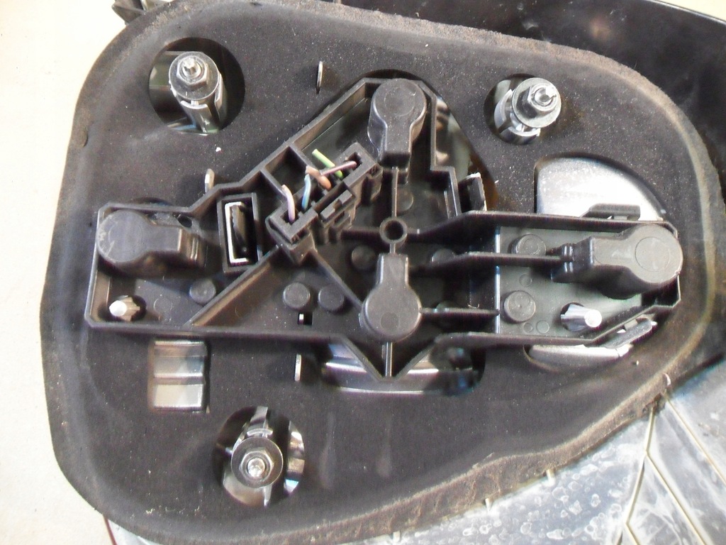 фото №16, Лампа ліва задня bmw 1 e81 e87 0397034