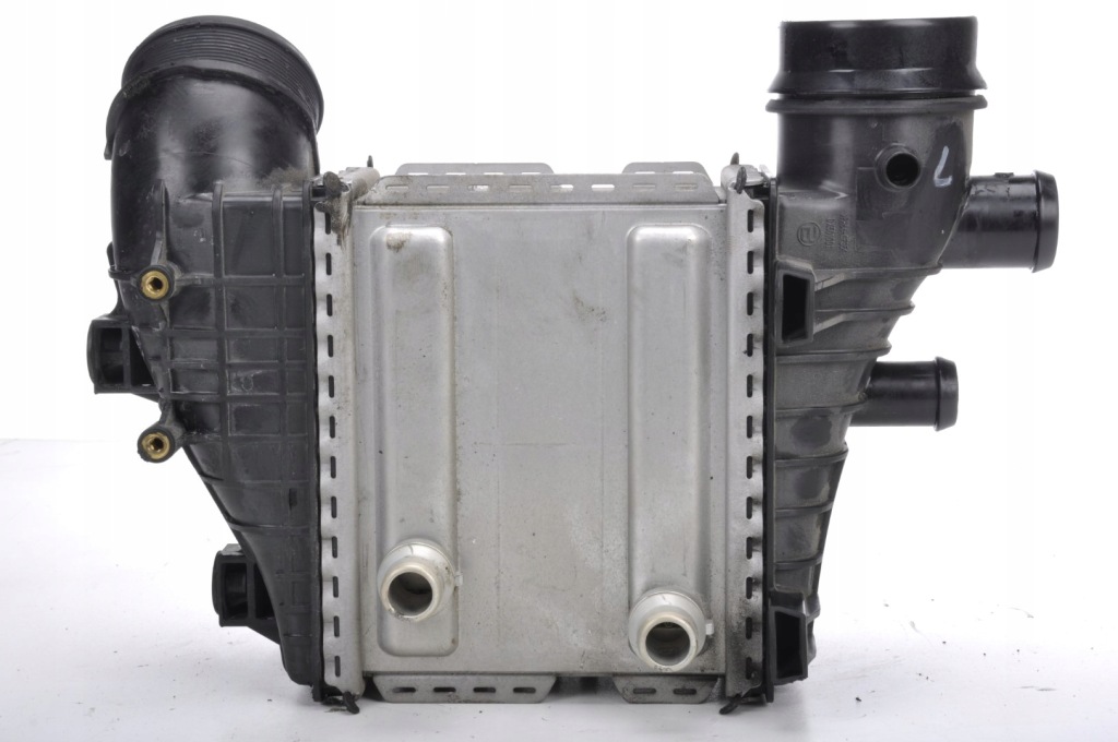 Mercedes amg gt c190 радиатор воздуха интеркулер левая a1780901300 Недорого