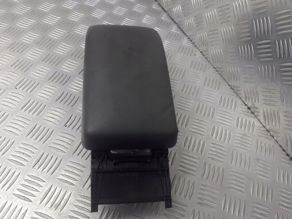 фото №1, Підлокітник mercedes clk230 2086800079