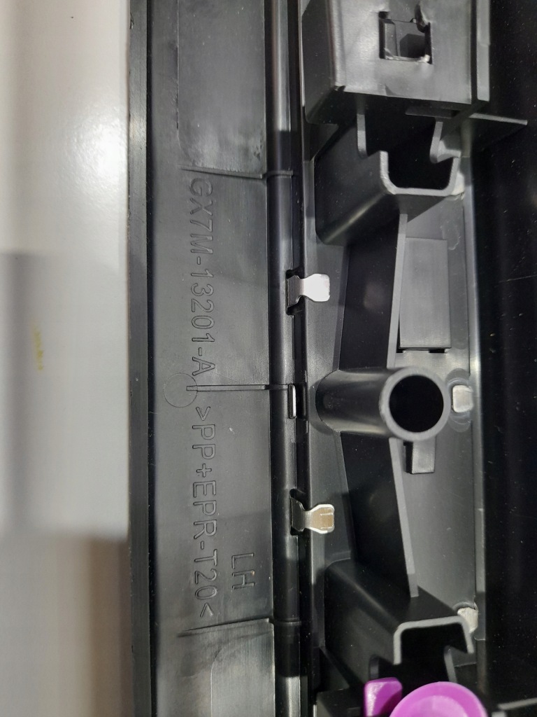 фото №3, Молдинг поріг ліва jaguar xe x760 r sport