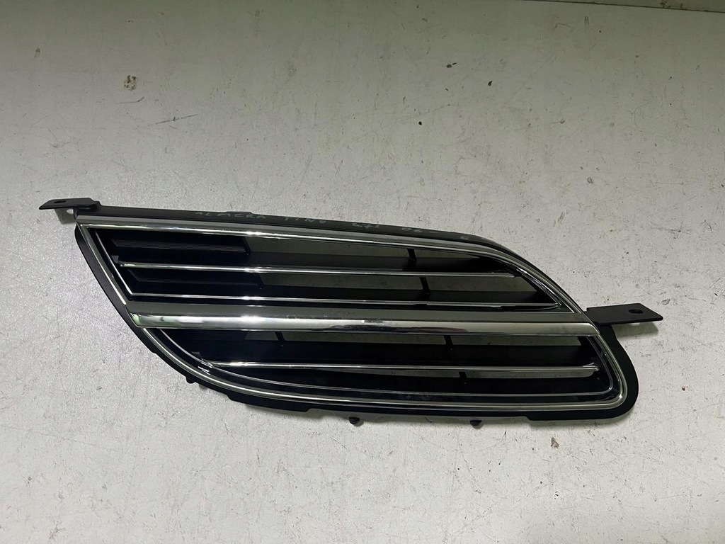фото №1, Решётка радиатора решётка радиатора правая nissan almera tino lift 06-