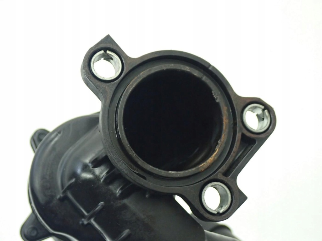 Корпус термостата патрубок воды 04l121026q vw passat b8 2.0 tdi crl 17r Киев