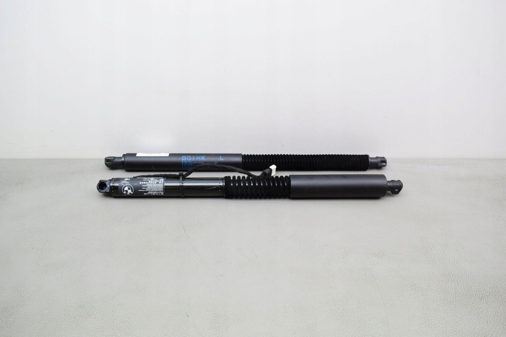 фото №12, Правий привід кришки багажника bmw ix3 g08 7497482 electric 210kw 2022