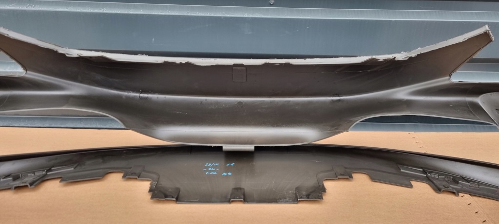 Ferrari f8 tributo бампер перед оригинал c410 Цена