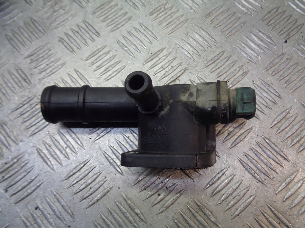 фото №1, Корпус термостата vw bora 1.9 tdi