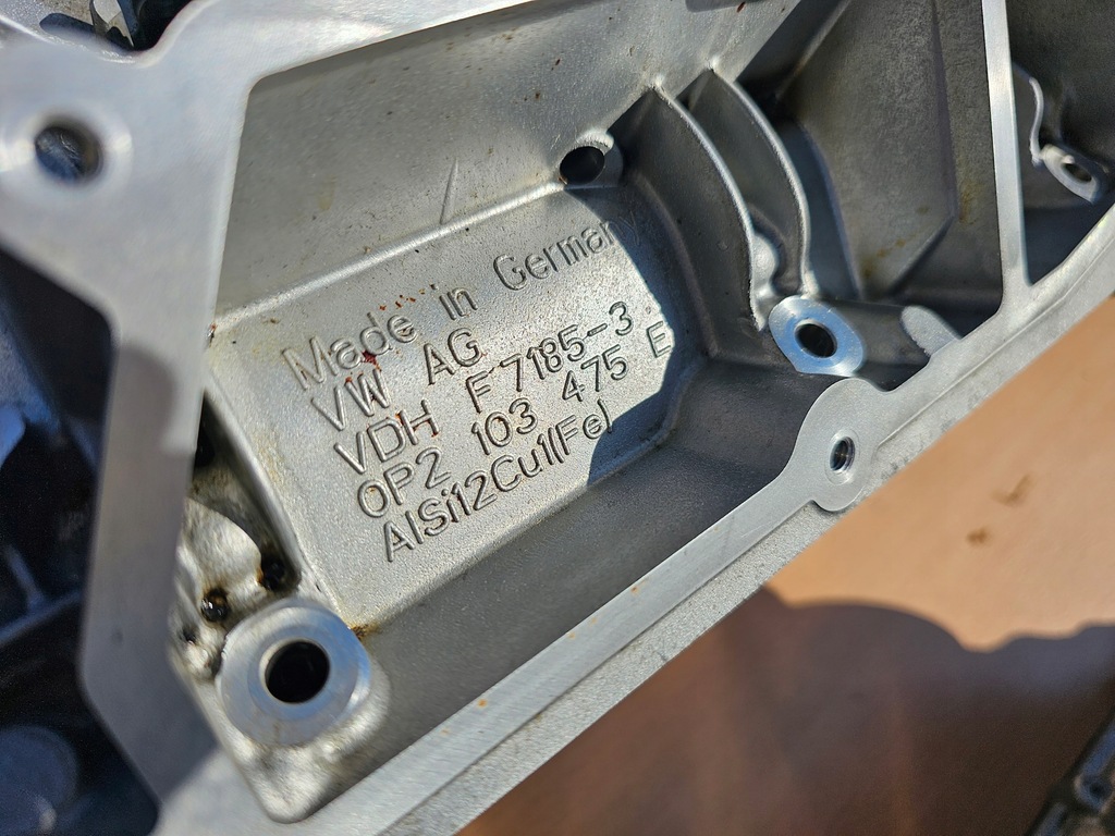 фото №5, Audi sq7 sq8 bentayga urus головка правая 4,0 tfsi