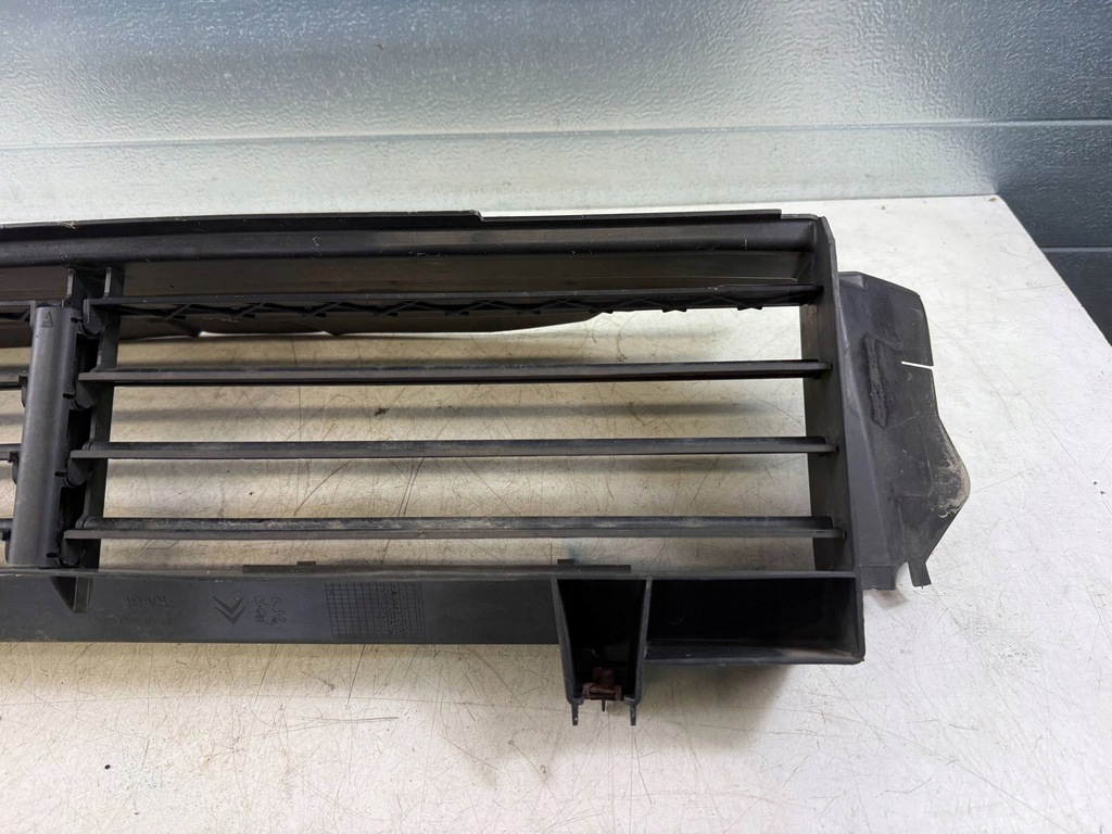 фото №9, Жалюзи шторка воздуховод воздуха citroen ds5 9672653180 оригинал