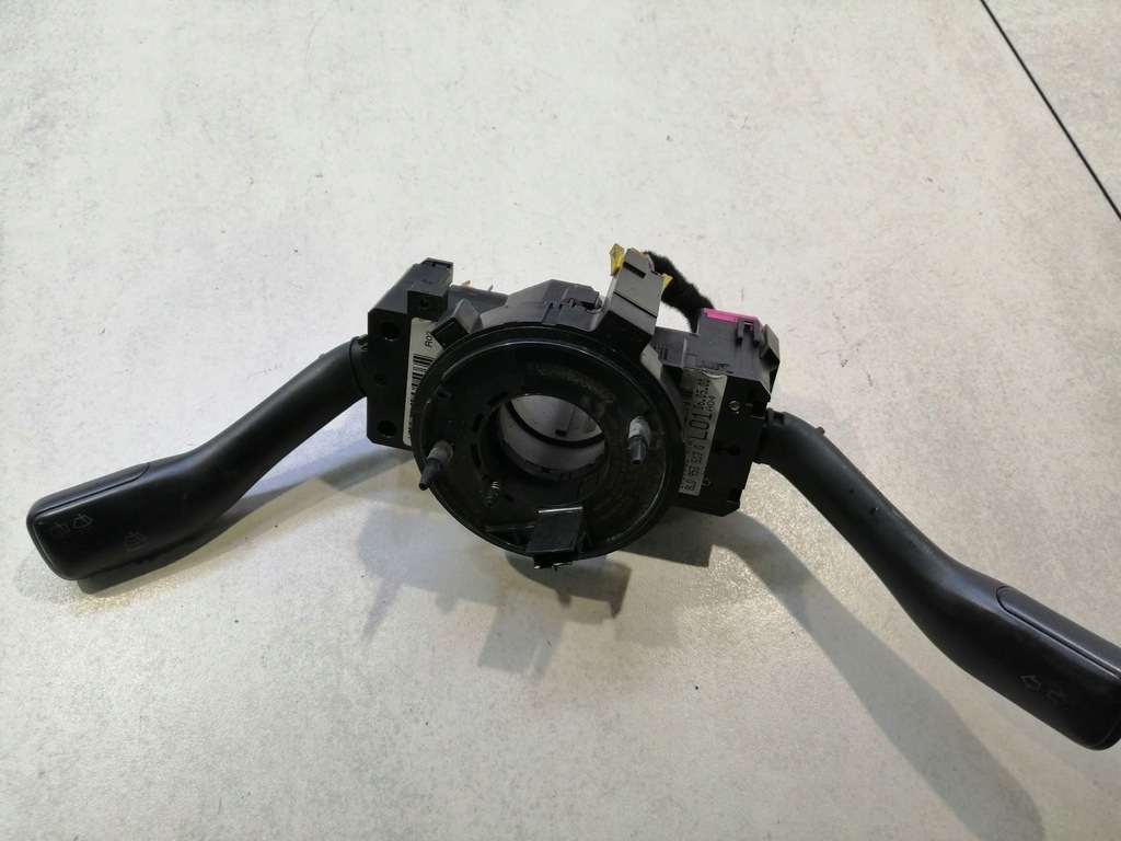 фото №9, Переключатель комбинированный fabia i 1.9 sdi 8l0953513g