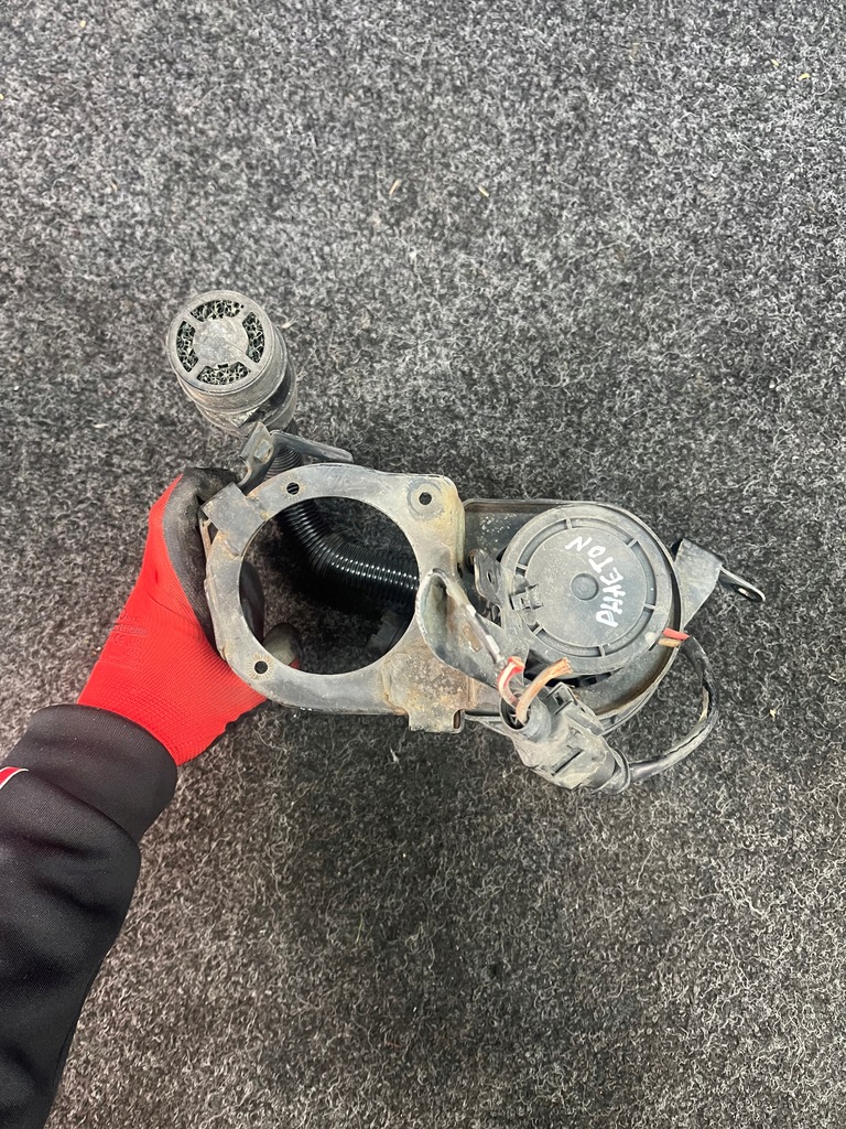 фото №6, Насос повітря вторинного vw phaeton 07c959253a