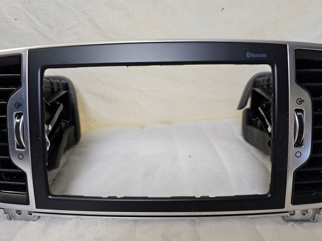 фото №3, Решітка обдув впуск середній рамка радіо dekor лівий kia sportage iv 4