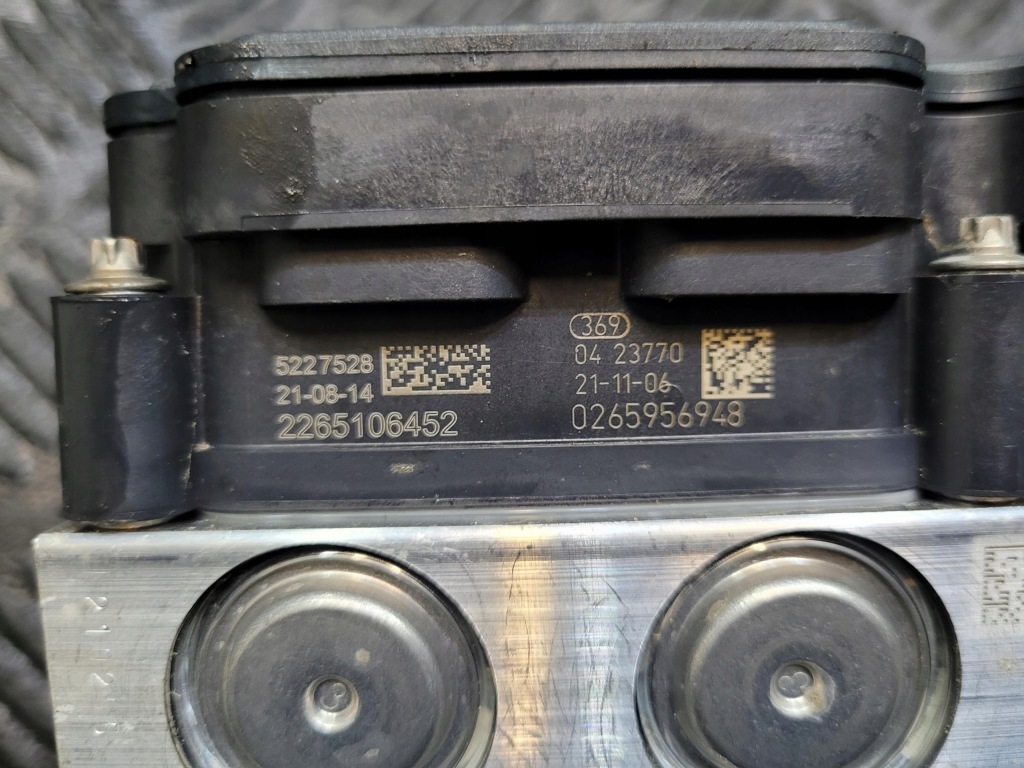 фото №4, Насос abs 476602522r dacia spring