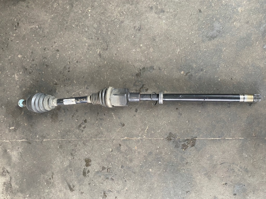 Купить Mercedes s 222 приводной вал левая 2223305000