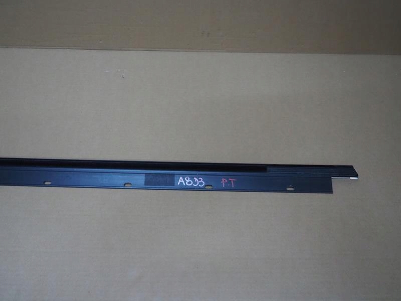 фото №8, Молдинг уплотнитель дверь parapet правый задняя audi a8 d3