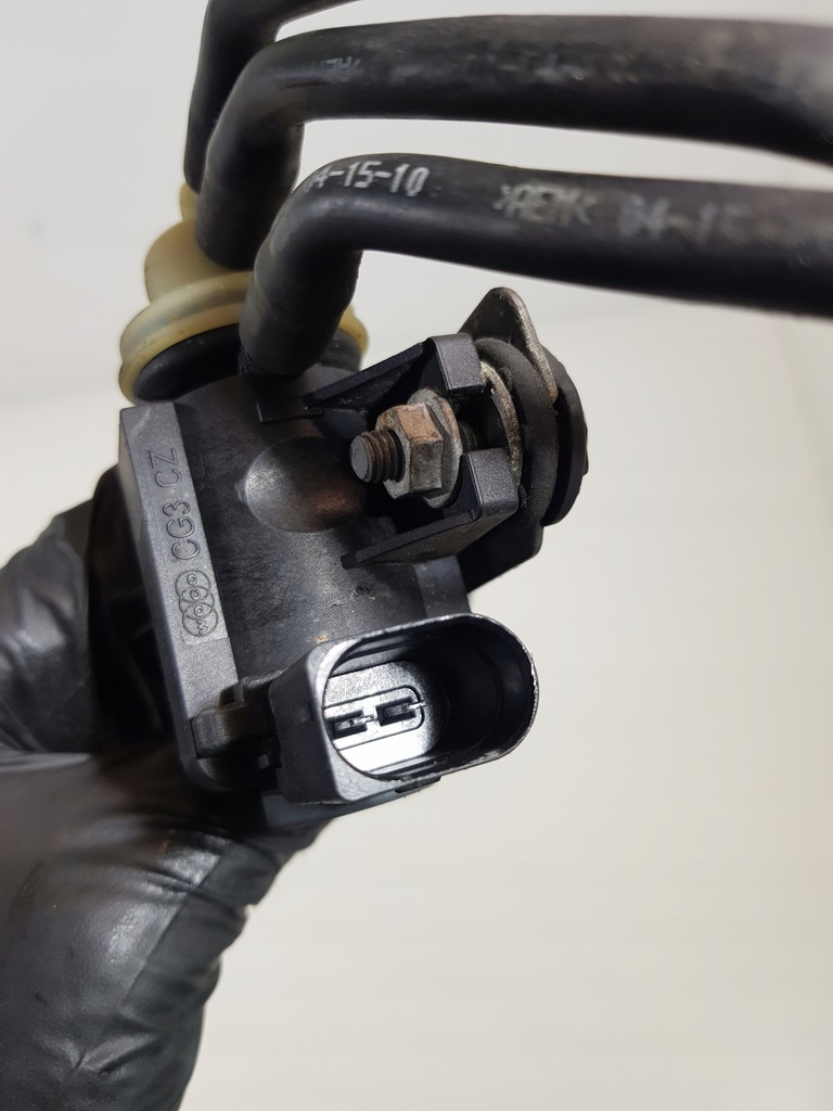 фото №6, Клапан вакууму turbo vw audi 1.6tdi 1k0906627b