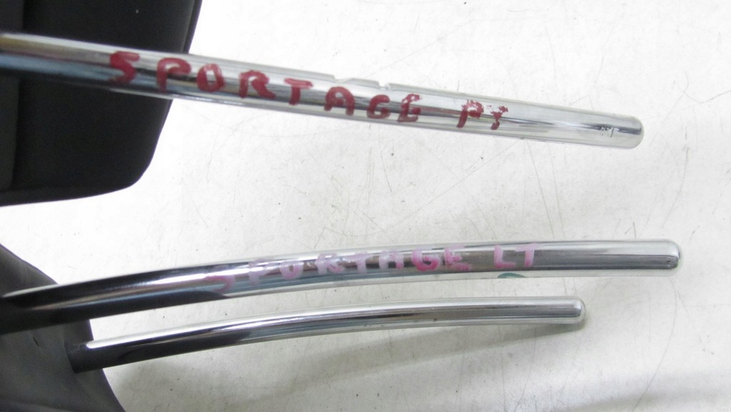 фото №7, Kia sportage iii подголовник средний задняя кожа 10-14