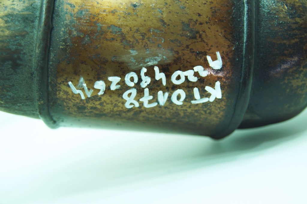 фото №5, Катализатор правый комплект перед задняя a2204904614 mercedes cl w215 lift