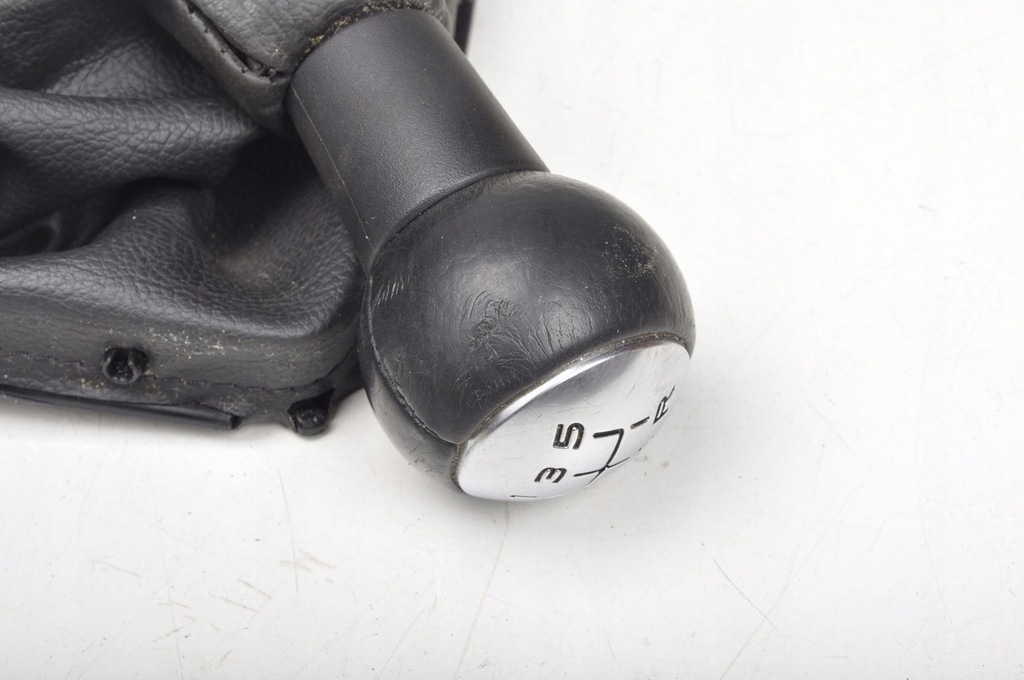 фото №7, Citroen c4 picasso ii чехол ручка переключения передач