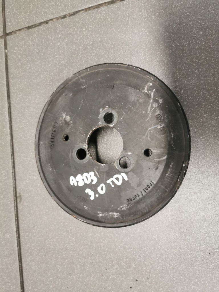 Купити Шків насоса води a6 c6 3.0 tdi 059121031j