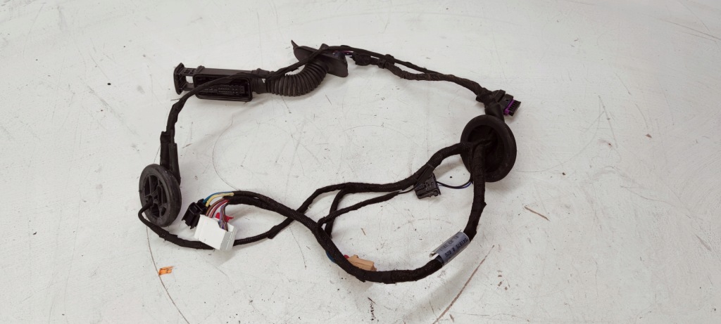 фото №1, Жгут дверь правый задняя audi a4 b9 8w0971687t