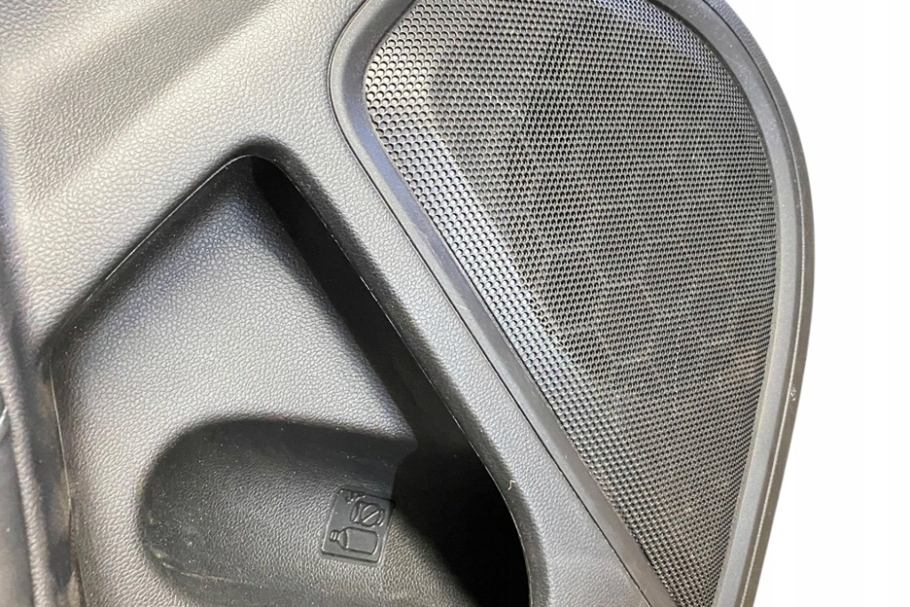 Обшивка задних левых дверь subaru outback br 94220an01a 2.5l бензиновый Недорого