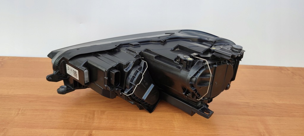 фото №3, Vw golf sportsvan 517 правая лампа перед фара