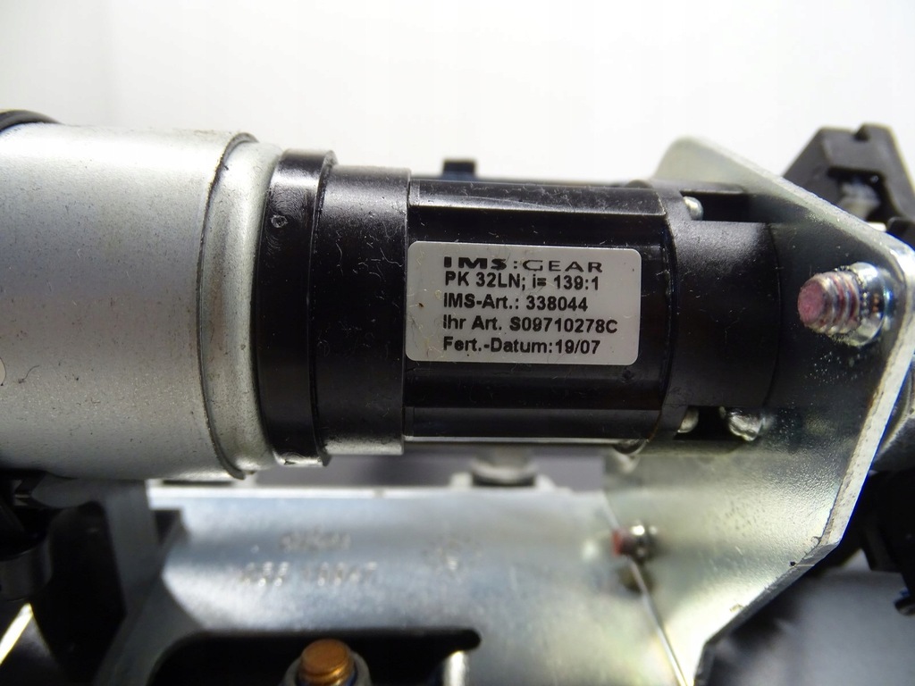 фото №7, Спойлер спойлер крышки багажника audi tt 8j 8j0827948c