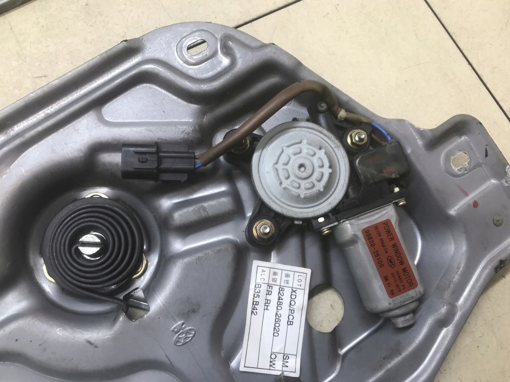 фото №11, Подъемник стекло правый перед santa fe i 9882026100