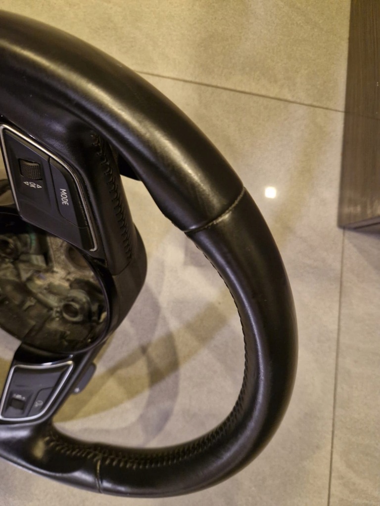 фото №4, Повітропровід шкіряний idealna audi a4 b9 пелюстки перемикання мультифункція