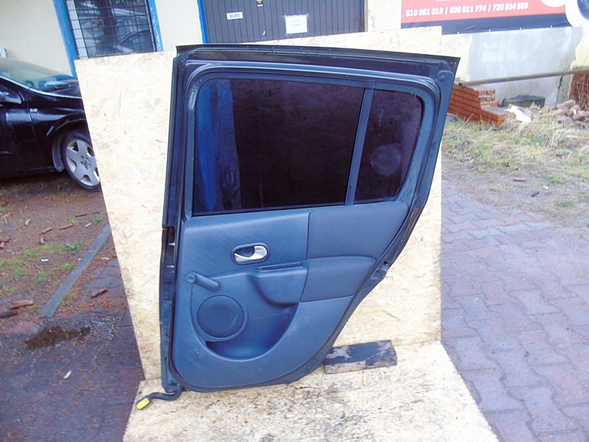 фото №7, Дверь правый задняя nv676 renault modus 2007 чёрный стекло