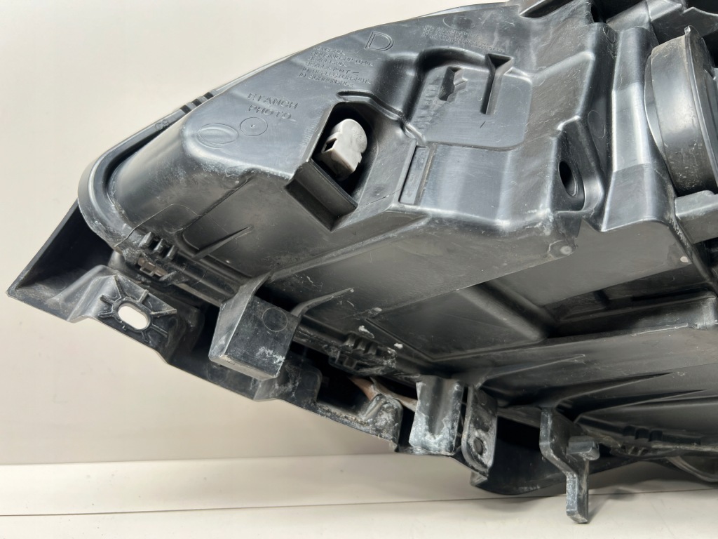 фото №13, Лампа передня права renault laguna iii ксенон 260100035r / 89901837