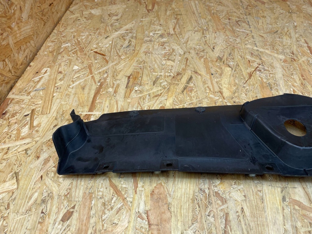 Купити Накладка поперечина передній перед audi a3 8y 8y0121285 2020-