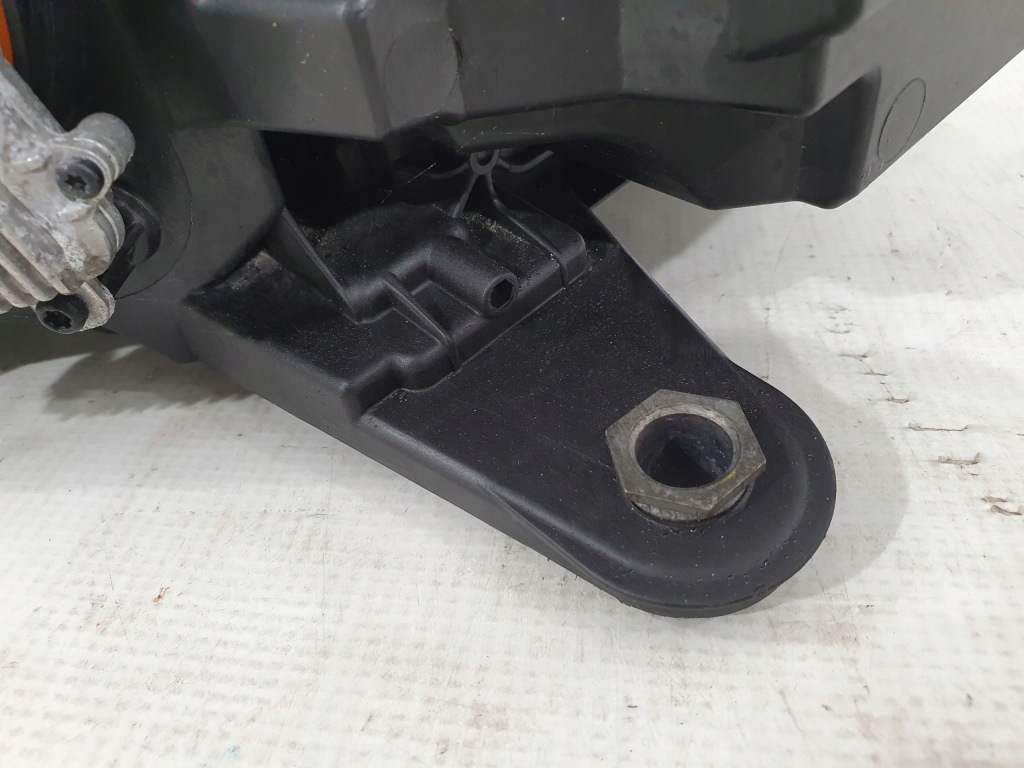 фото №11, Skoda superb 3 iii 19- лампа full led правый перед