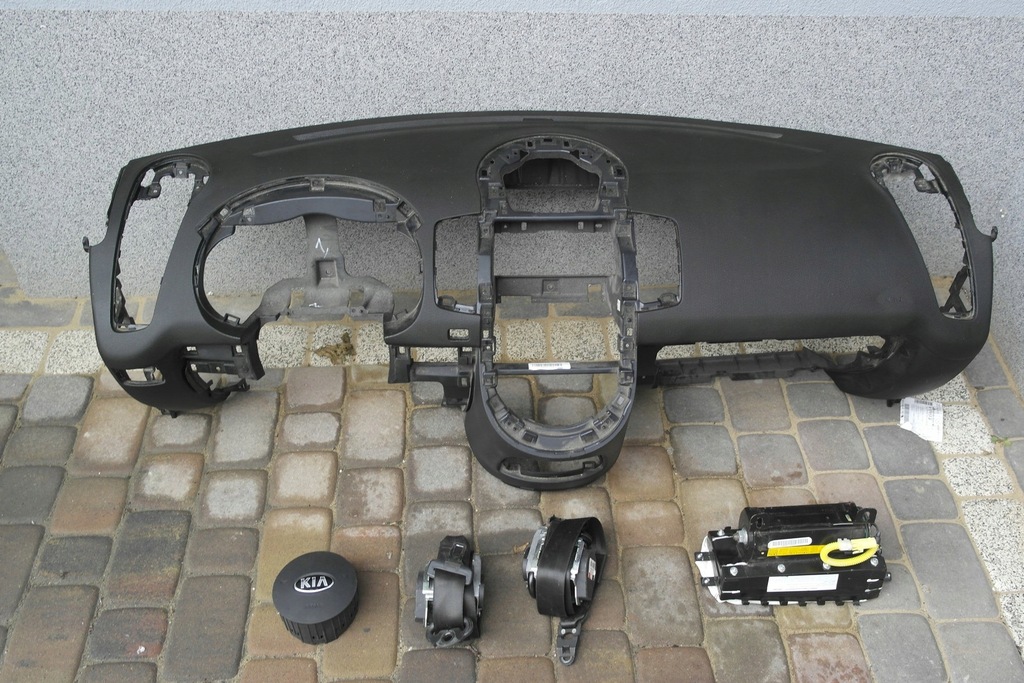 фото №1, Kia soul приборная панель приборная панель консоль подушка безопасности pulpit ремни