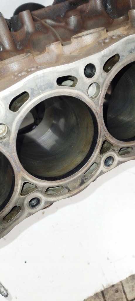 Блок двигуна 2.0 tdci galaxy 2 s-max mondeo 4 focus 3 c-max c5 508 v50 v70 Зі Шроту