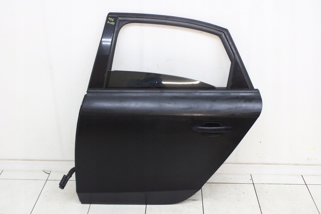 фото №1, Audi a4 b8 sedan 2007r- двері лівий ліва задня задні