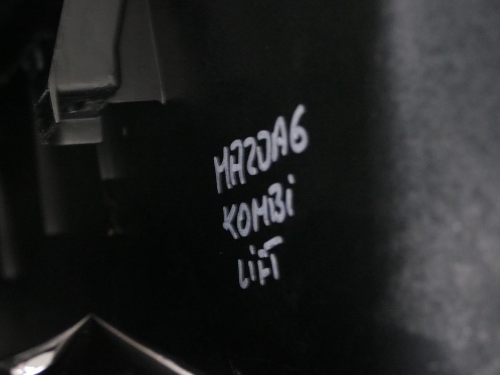 фото №13, Mazda 6 gh kombi тунель середній підлокітник гарний