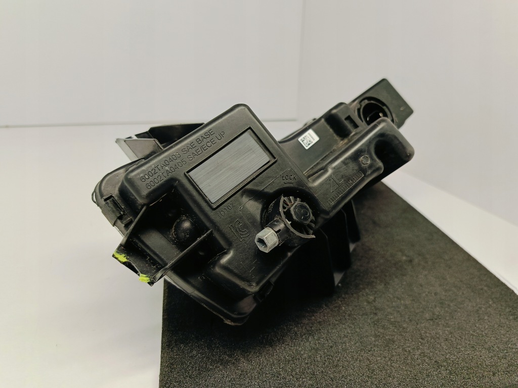 Tesla model 3 m3 17- протитуманна фара drl лівий фара протитуманна led 1077395-00-d Оригінал