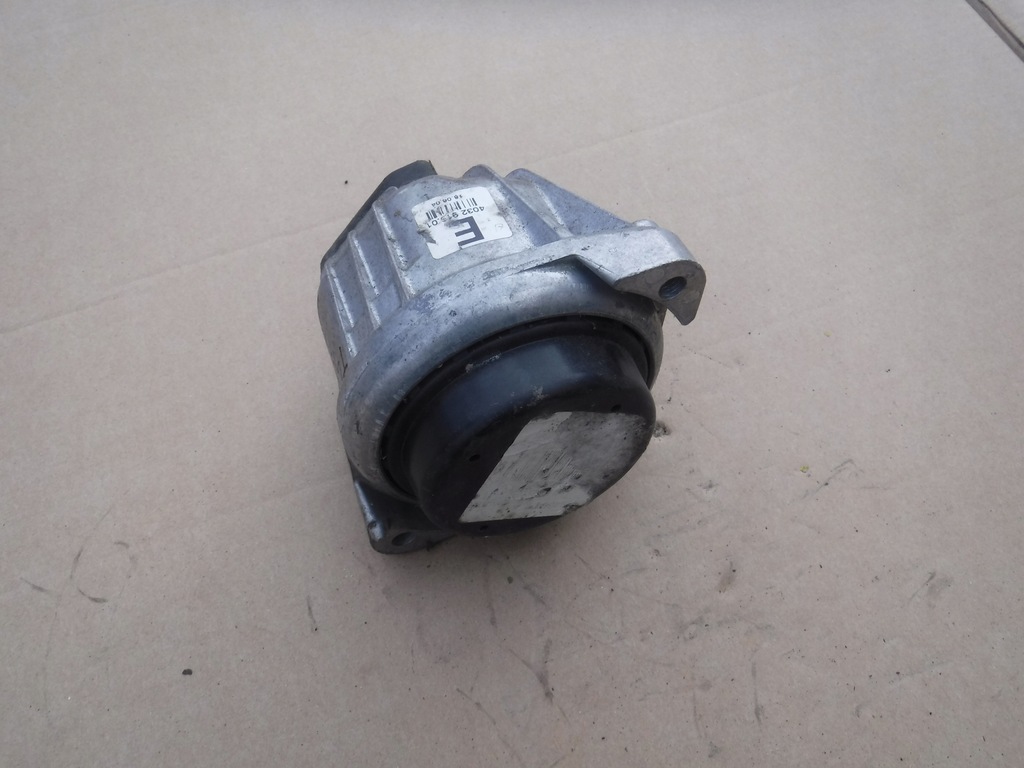 фото №1, Кронштейн подушка двигателя bmw e87