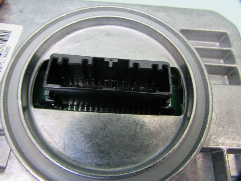 Byd atto 3 25r блок розжига лампы перед передняя safg-4121711a sc2e-4121010 Цена